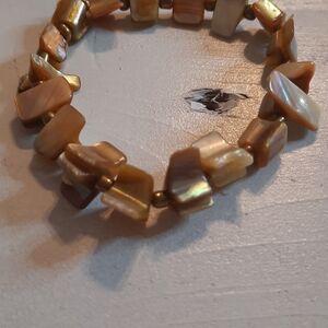 Shell bracelet stretchy